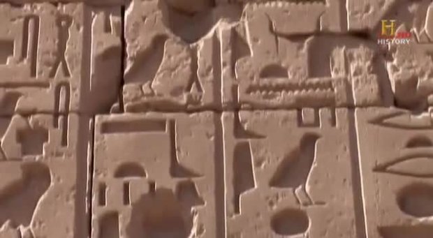 S05E01 Ancient Aliens - Geheimnisvolle Pyramiden